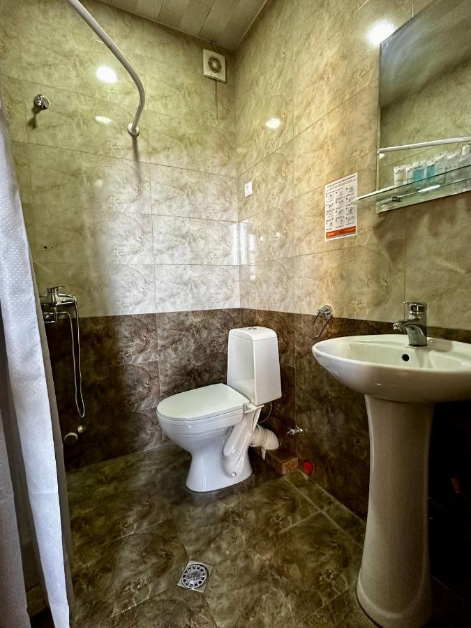 Lucas Hotel Tbilisi Quarto foto
